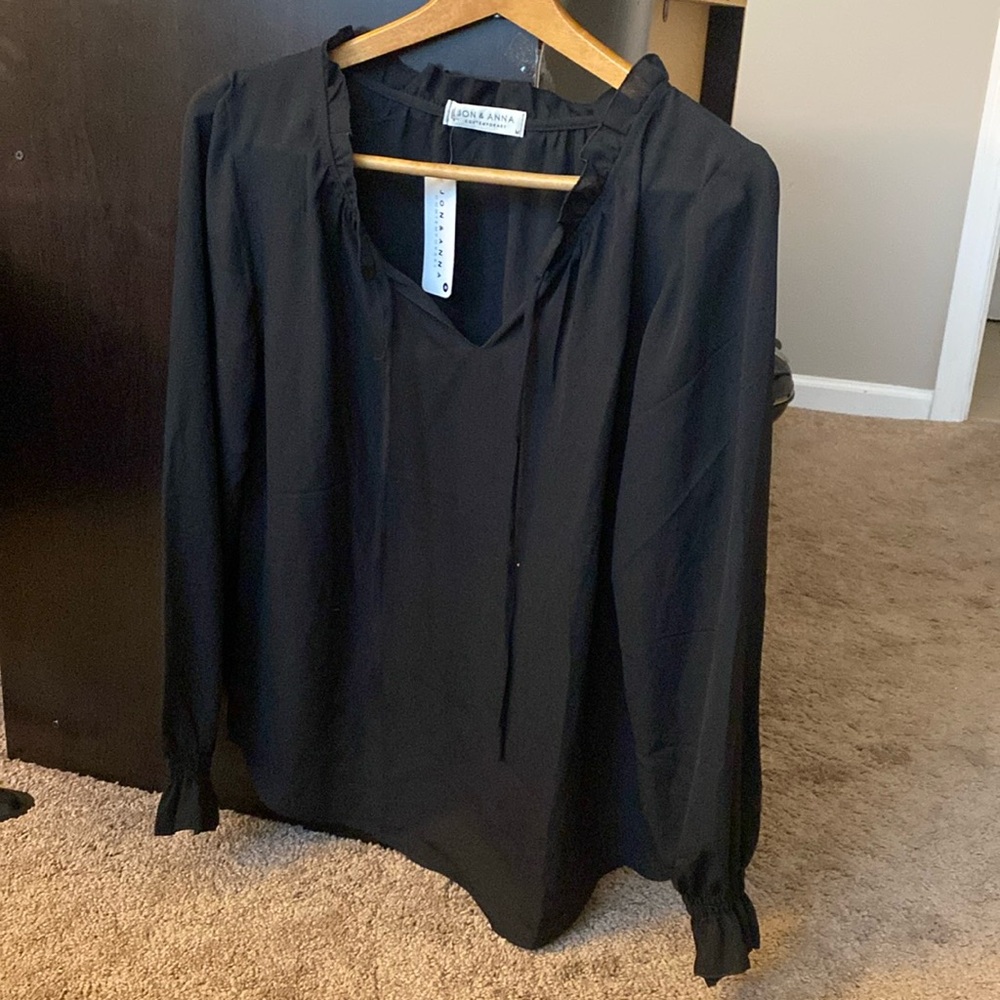 Jon and Anna Black Top